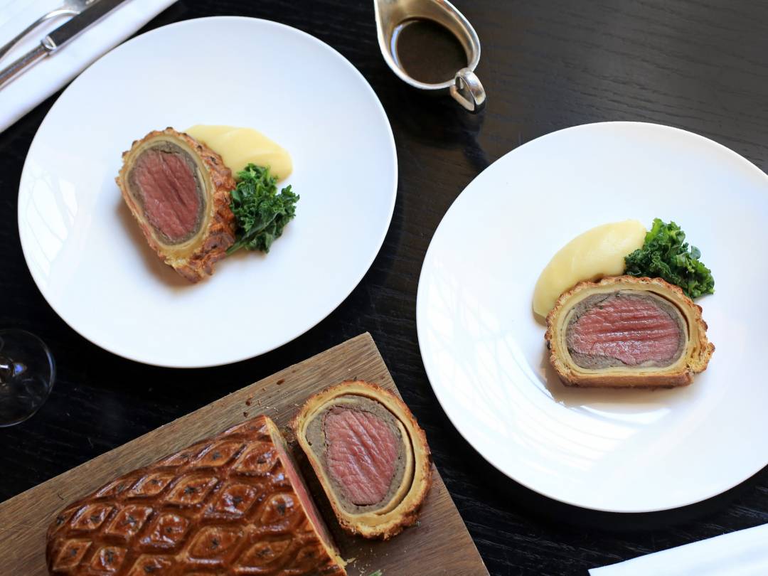 Gordon Ramsay Steak signature dishes Beef WellingtonDry-Aged RibeyeSticky Toffee PuddingSeared Diver Scallops